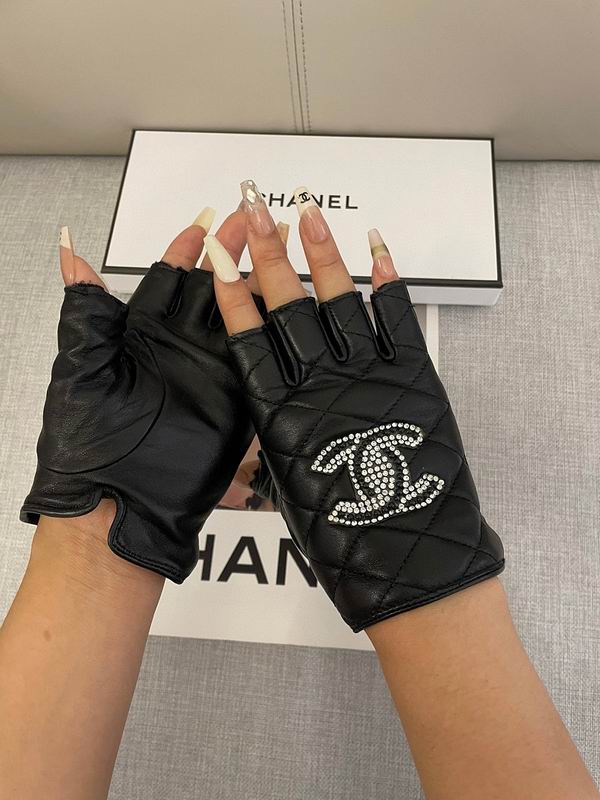 Chanel gloves hm128